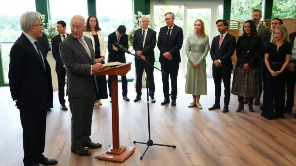  Charles III alerta executivos de tecnologia sobre 'perigos existenciais' da IA 