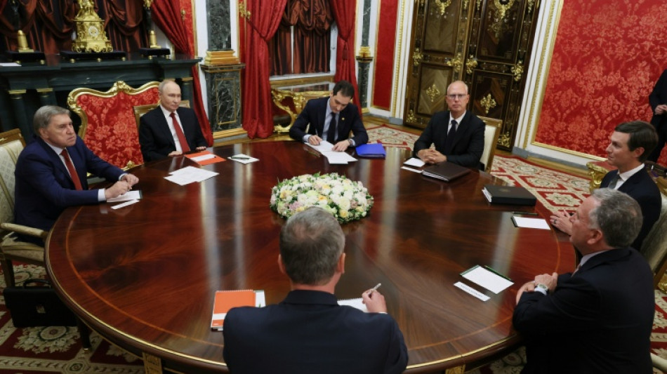  Wei&szlig;es Haus: US-Gesandte und Putin er&ouml;rterten "konkrete Pl&auml;ne" zur Beendigung des Kriegs 