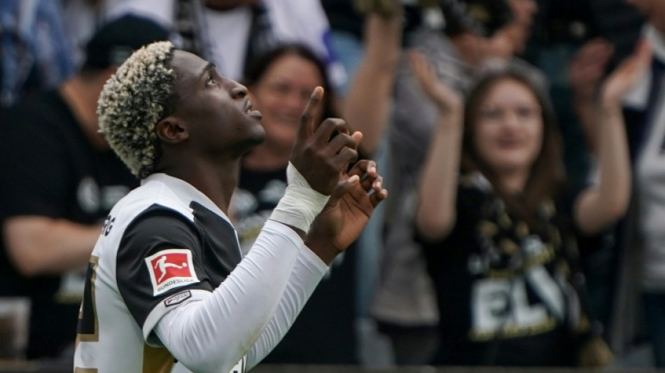  Tiny Elversberg stun Leverkusen on Bundesliga debut, Dortmund beat Hamburg 