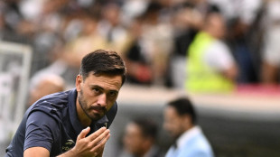 Neymar entra e Ancelotti jr fa cenno di no, ma il vice del Brasile 'frainteso'