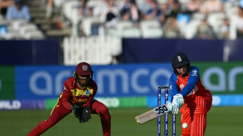  Wyatt-Hodge stars as England ease into Women's T20 World Cup semi-finals 