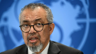 Ebola: le chef de l'OMS en route vers Kinshasa, l'agence sanitaire de l'UA promet un vaccin 