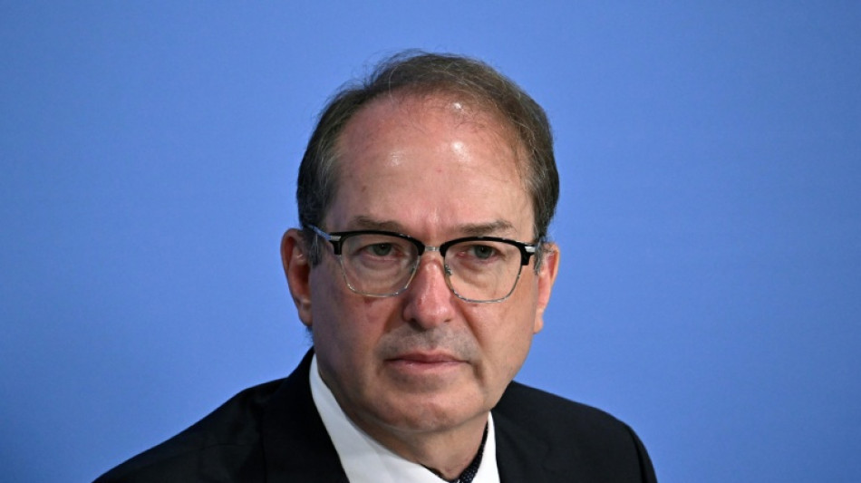  Dobrindt weist Bef&uuml;rchtungen zu Massen&uuml;berwachung durch Geheimdienst-Reform zur&uuml;ck 