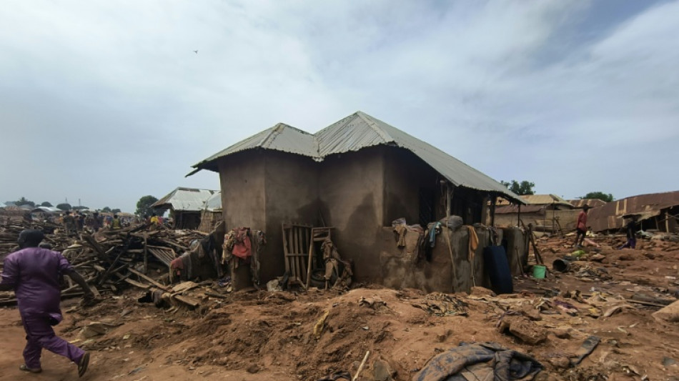 Vítimas das inundações na Nigéria falam sobre a tragédia