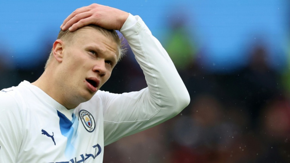  Man City's perfect start ended by Aston Villa, Arsenal go joint-top 