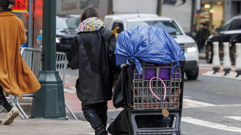 A New York case per 1000 senzatetto che dormivano nella metro