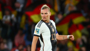 R&uuml;ckschlag f&uuml;r DFB-Frauen: Kapit&auml;nin Popp f&auml;llt aus