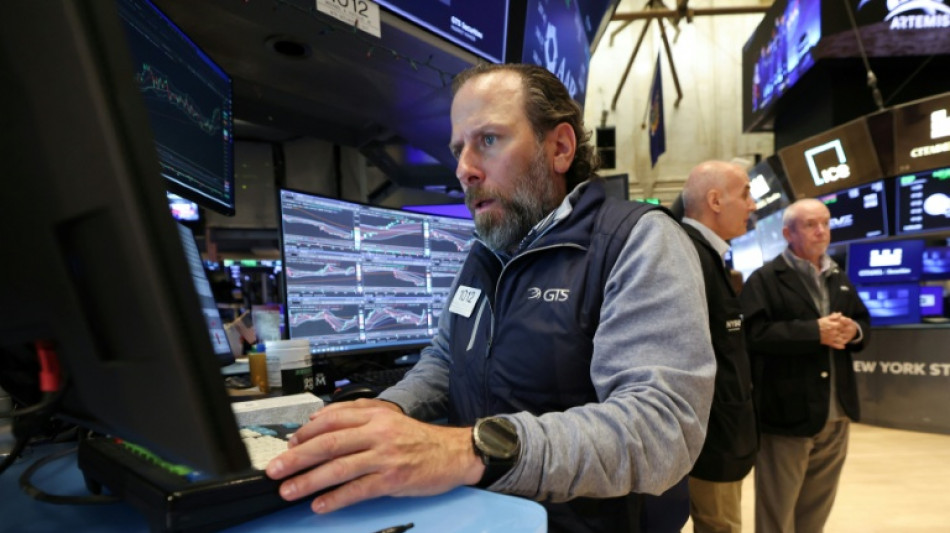  Wall Street en baisse, le conflit au Moyen-Orient p&egrave;se 