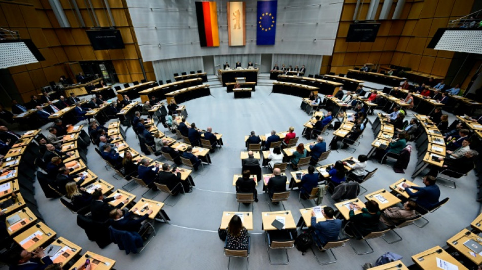  Umfrage vor Abgeordnetenhauswahl sieht Linke in Berlin klar vorn 