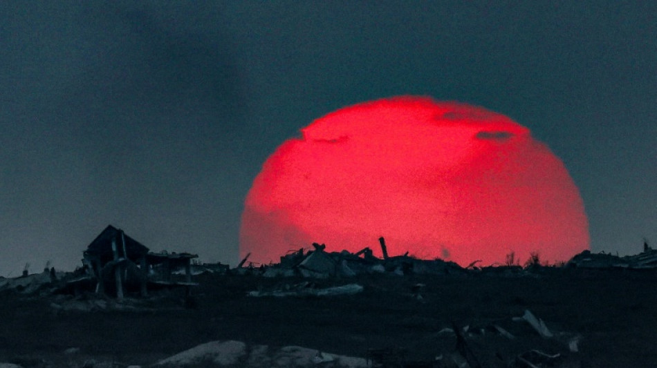 Israel ups pressure on Gaza City as Trump talks post-war plan