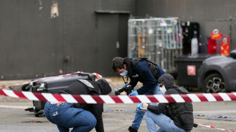  El acusado de "atentado terrorista racista" en Francia es trasladado a una unidad psiqui&aacute;trica 