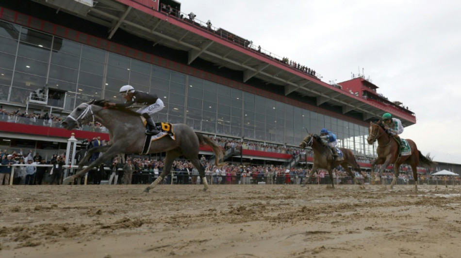  Churchill Downs buys Preakness for $85 million 