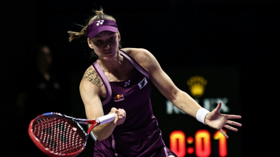 Rybakina vence Pegula e vai à final do WTA Finals