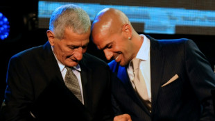 Juan Ram&oacute;n Ver&oacute;n, &iacute;dolo do Estudiantes de La Plata, morre aos 81 anos