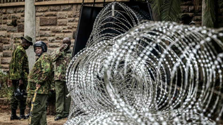  Kenya police in massive show of force on protest anniversary 