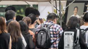 Des milliers de Japonais rendent hommage &agrave; Shinzo Abe le jour de ses fun&eacute;railles