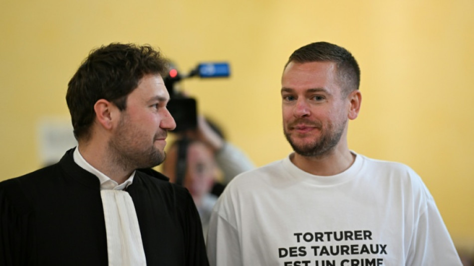  Jeremstar jug&eacute; &agrave; N&icirc;mes pour avoir fait irruption dans une corrida 