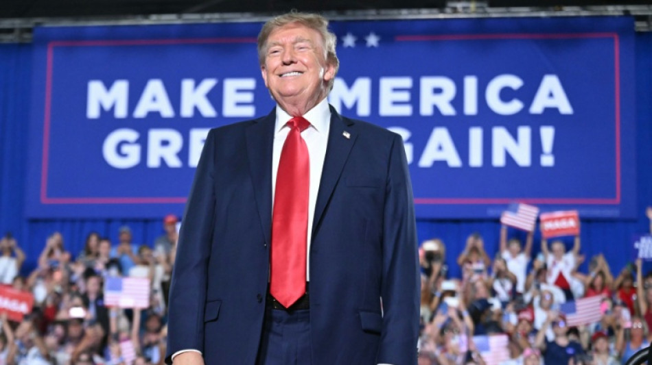  Influ&ecirc;ncia de Trump volta a ser posta &agrave; prova nas prim&aacute;rias republicanas 