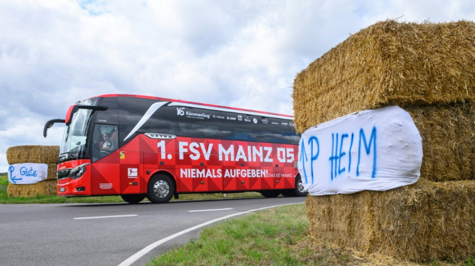  Schneller Tietz-Hattrick: Mainz ohne Probleme auf dem Dorf 