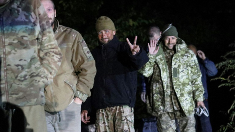 55 militares regresan a Rusia tras un intercambio de prisioneros con Ucrania, seg&uacute;n el gobierno ruso
