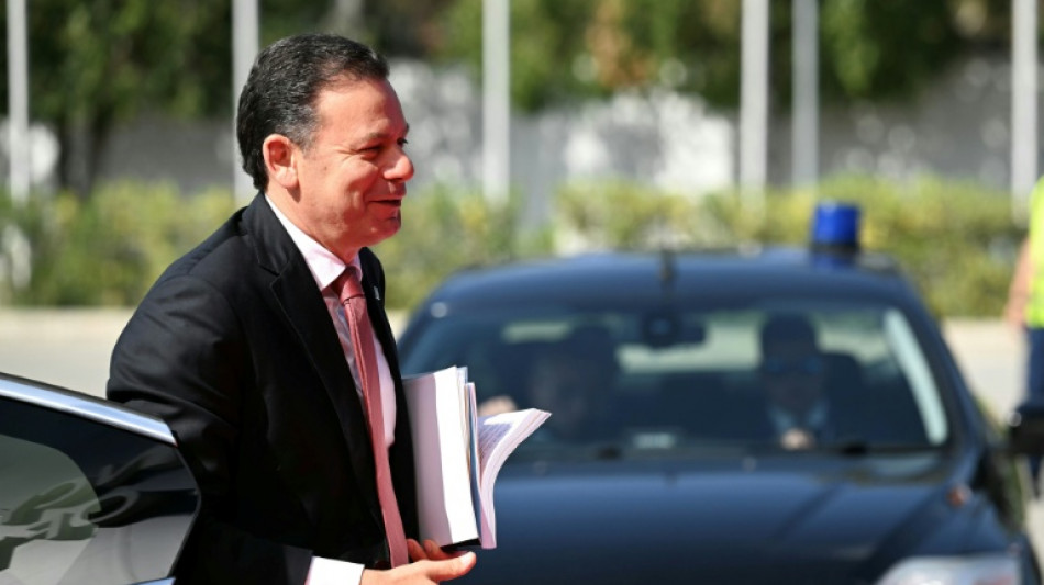  Bundeskanzler Merz empf&auml;ngt portugiesischen Regierungschef 