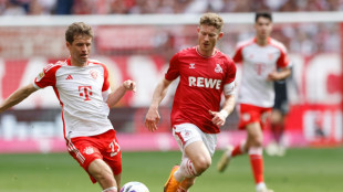 Vor R&uuml;ckspiel gegen Arsenal: Bayern schl&auml;gt K&ouml;ln