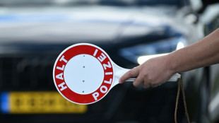 Niedersachsen: Polizei stoppt 15-jährigen Briten nach Raserfahrt in Auto