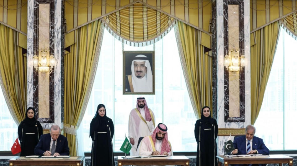  Ir&aacute;n ve en el acuerdo entre Arabia Saudita, Pakist&aacute;n y Turqu&iacute;a un "cambio de percepci&oacute;n" hacia EEUU 