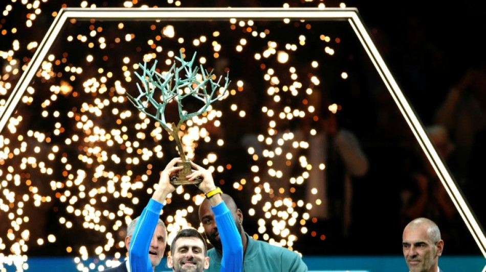 Ap&oacute;s vencer Masters 1000 de Paris, Djokovic aumenta sua vantagem no topo do ranking da ATP