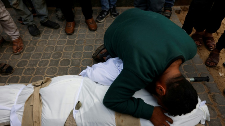  Frappes isra&eacute;liennes meurtri&egrave;res &agrave; Gaza, le poste frontalier de Rafah entrouvert
 