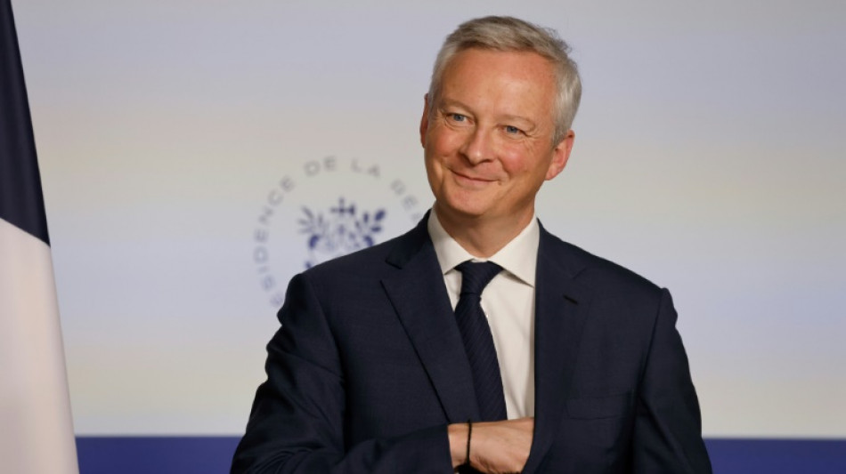 Le gouvernement prépare les esprits à une