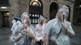 Shanghai evacuates 283,000 people as typhoon hits