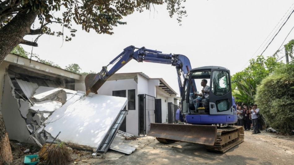  Indonesia razes poolside prison 'villas' where whisky, TVs seized 
