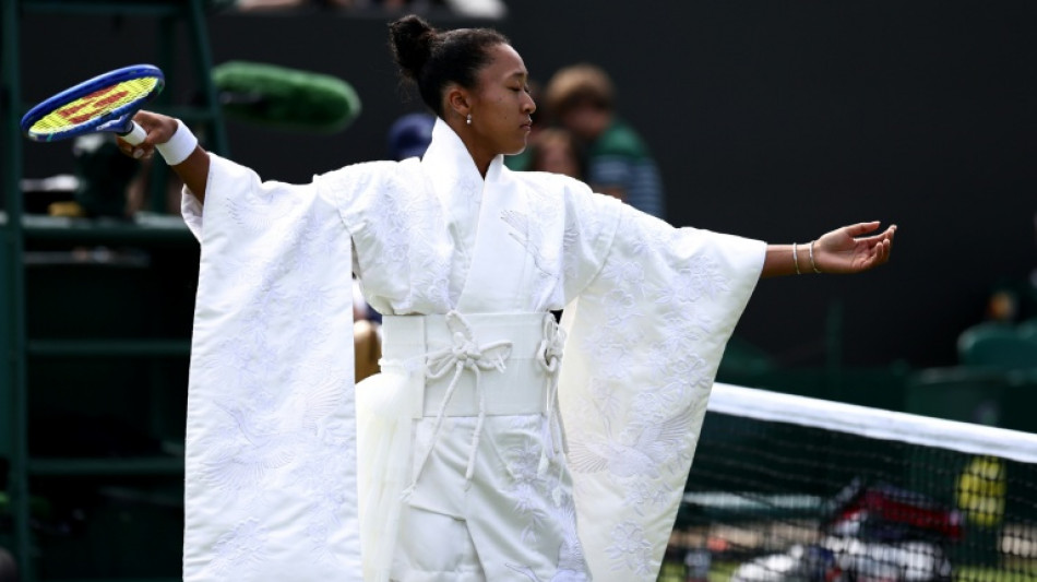  Fashion forward: Osaka targets Wimbledon glory 