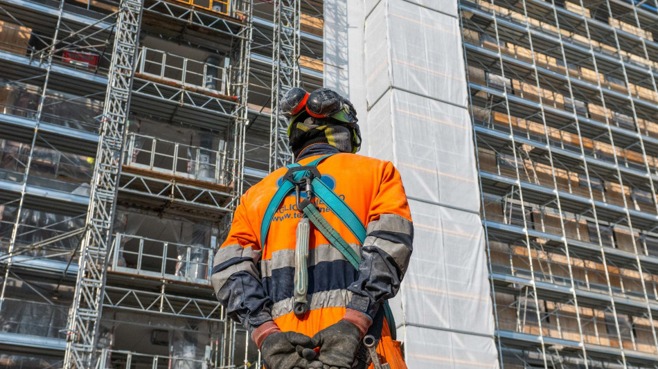  Calano i tempi di pagamento delle imprese ma attesa fino a 2 mesi e mezzo 