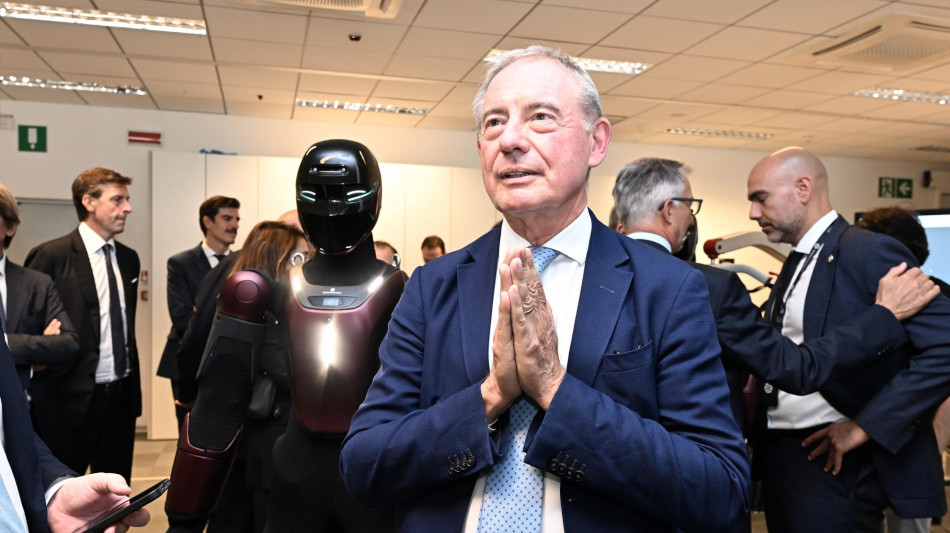  Urso, nuova intesa tra Italia ed Emirati su industria e tecnologie 