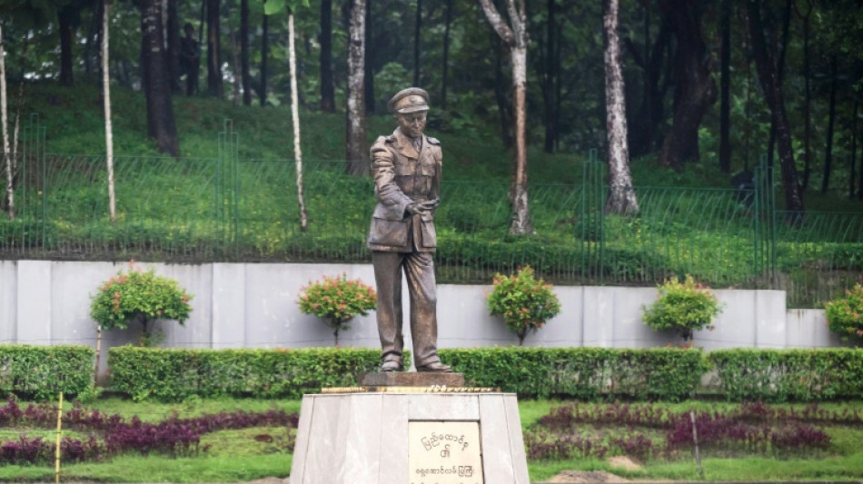  Founding father: statues of Myanmar's Aung San disappear 