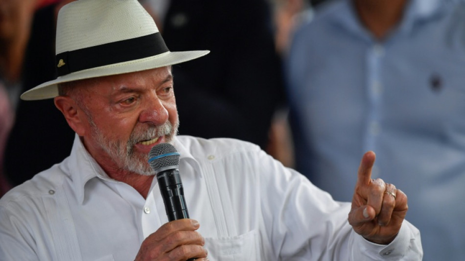  Os esc&acirc;ndalos que rondam as campanhas de Lula e Fl&aacute;vio Bolsonaro 