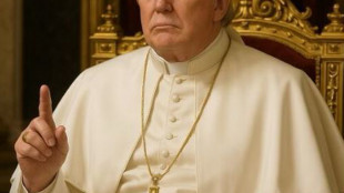 Vance difende Trump per foto vestito da Papa, 'uno scherzo'