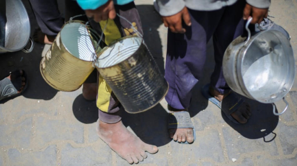 'Hunger breaks everything': desperate Gazans scramble for food