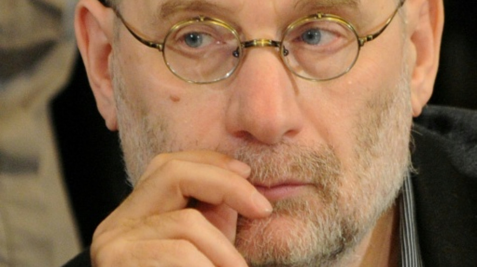 Rusia condena en rebeldía a prisión al escritor exiliado Boris Akunin