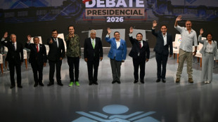 El candidato presidencial peruano L&oacute;pez Aliaga propone expulsar a los migrantes irregulares venezolanos