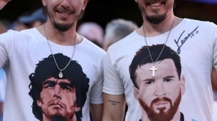 Argentina e Inglaterra desempolvan su encendida rivalidad para citarse con Espa&ntilde;a