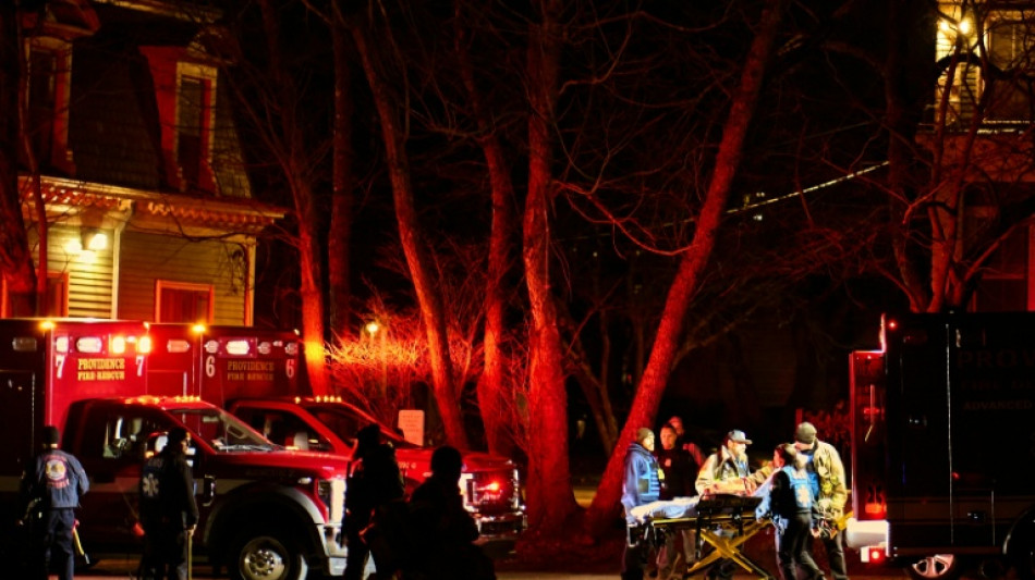  Dos personas muertas y varios heridos graves por un tiroteo en una universidad de EEUU 