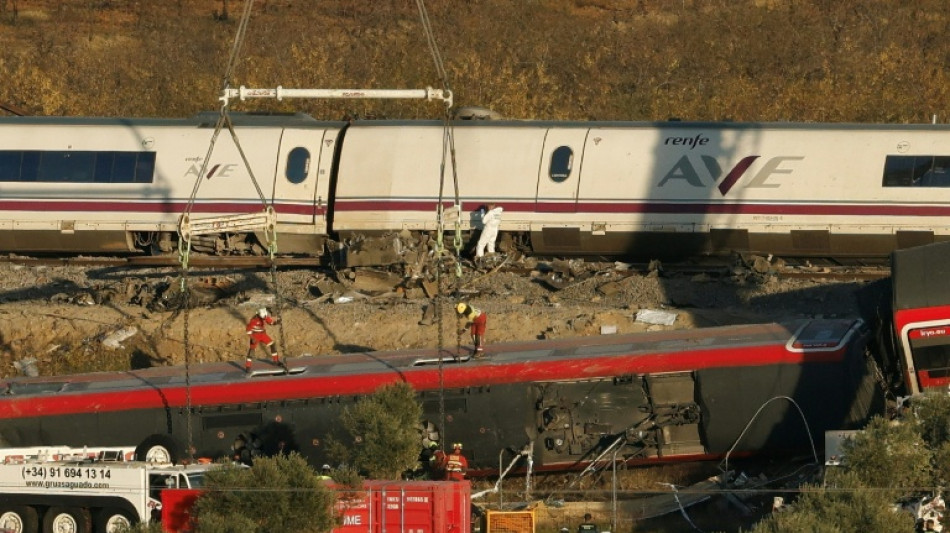  Espagne : l'identification des victimes de la collision ferroviaire face &agrave; l'angoisse des familles 