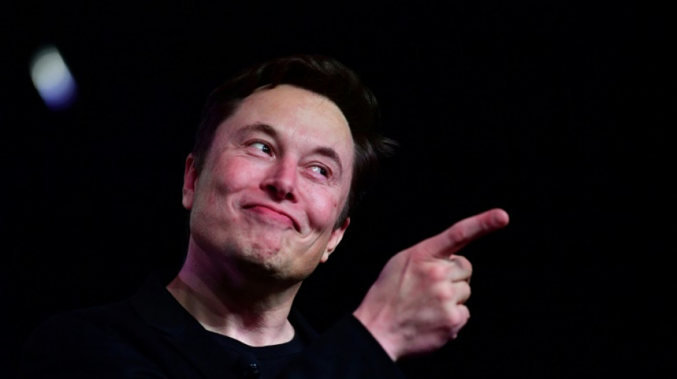 Musk schwört Beschäftigte auf