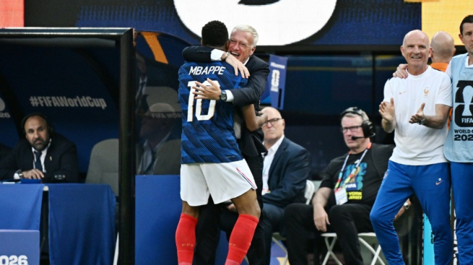  Mbapp&eacute; y los Bleus se divierten con Suecia, Haaland se cita con Brasil en octavos 