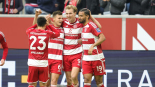 D&uuml;sseldorf erh&ouml;ht Druck auf Kiel - Platz drei untermauert