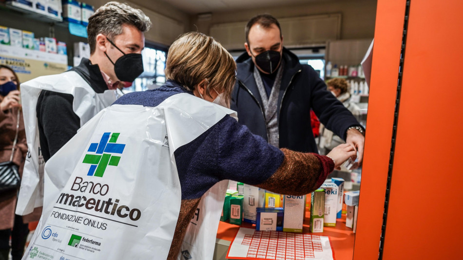 Servono 1 milione di farmaci per 500mila indigenti, al via le Giornate per la raccolta