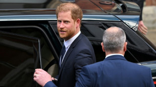 Príncipe Harry desiste de processo por difamação contra Mail on Sunday